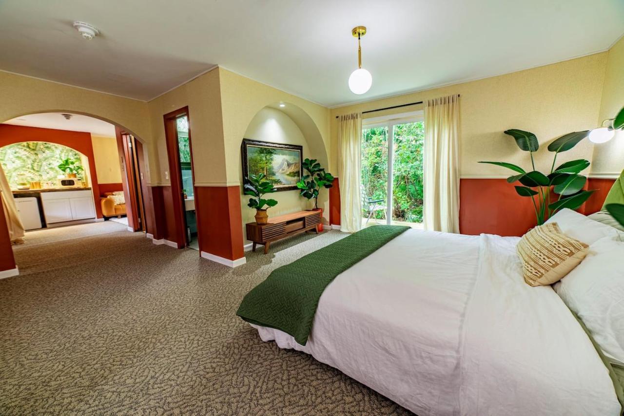 The Springs Motel New Ashford Екстериор снимка