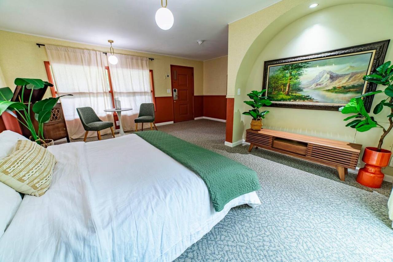 The Springs Motel New Ashford Екстериор снимка