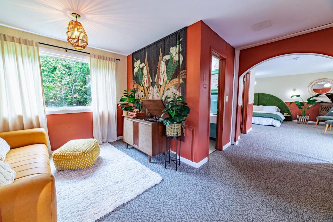 The Springs Motel New Ashford Екстериор снимка