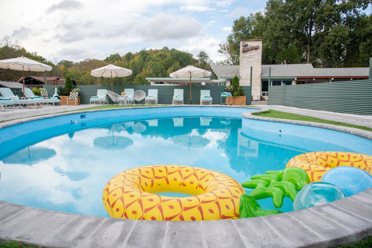 The Springs Motel New Ashford Екстериор снимка