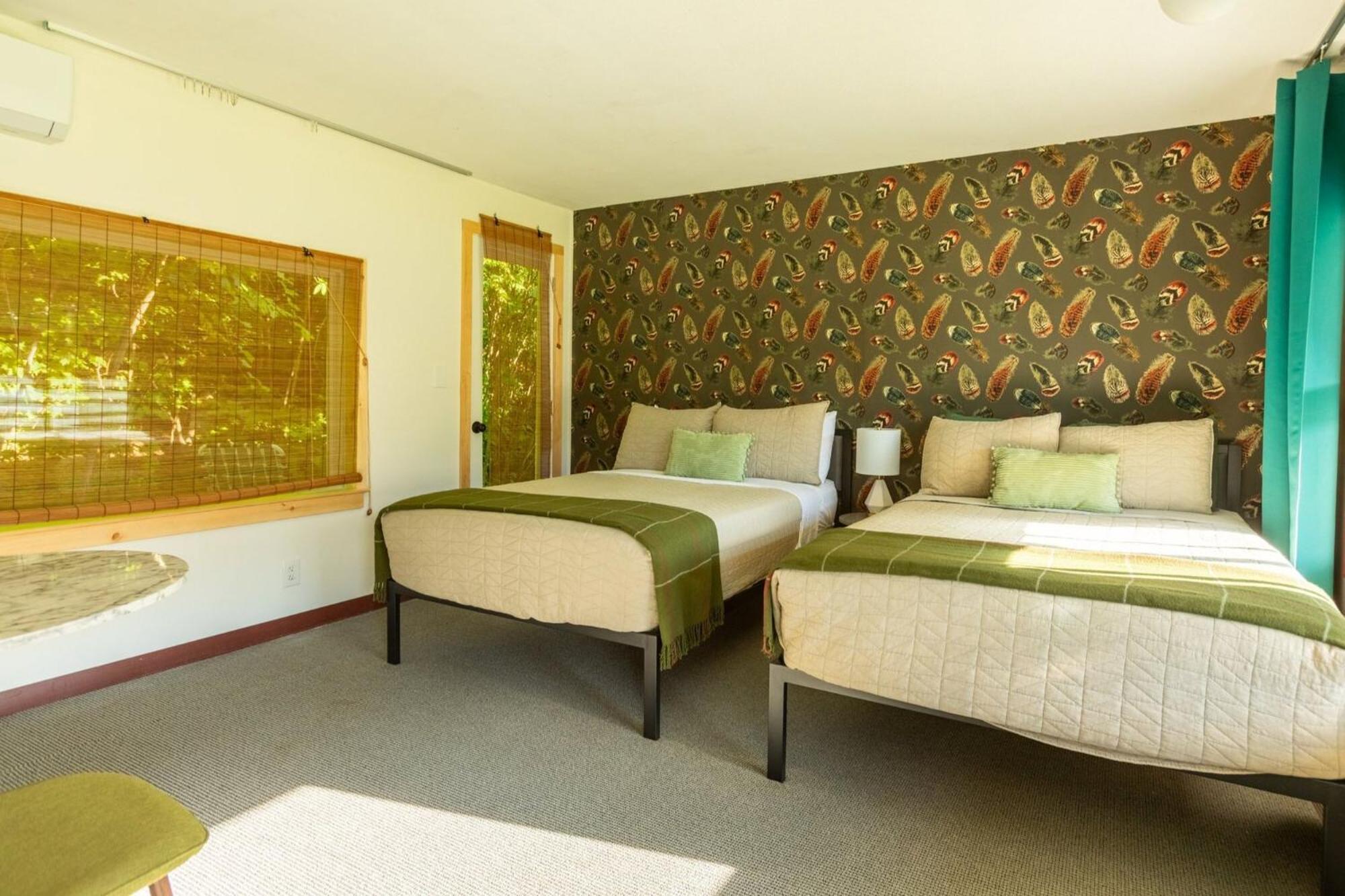 The Springs Motel New Ashford Екстериор снимка