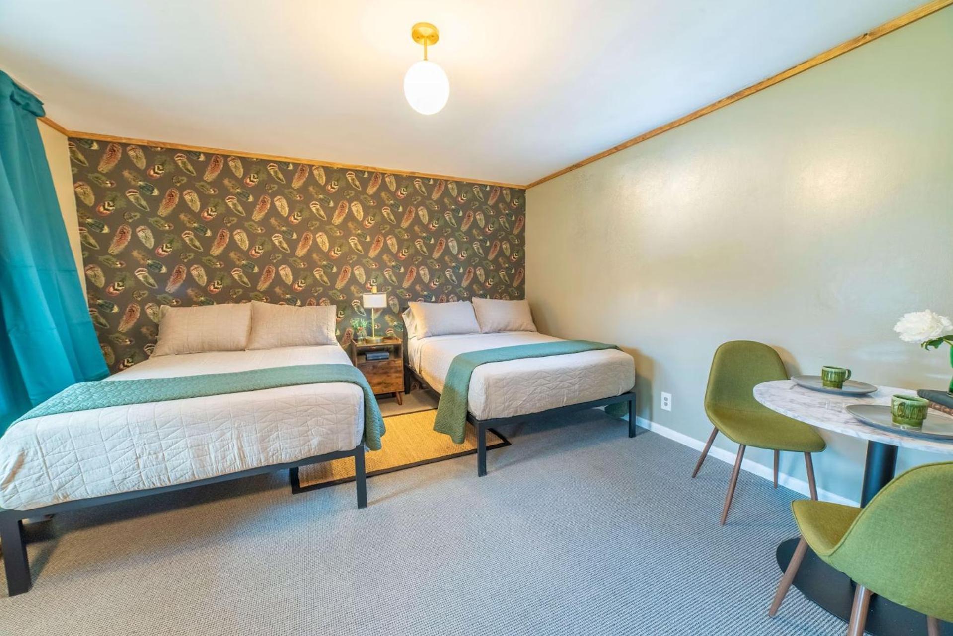 The Springs Motel New Ashford Екстериор снимка